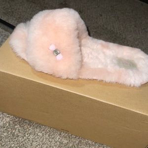 Women Ugg slides size 6